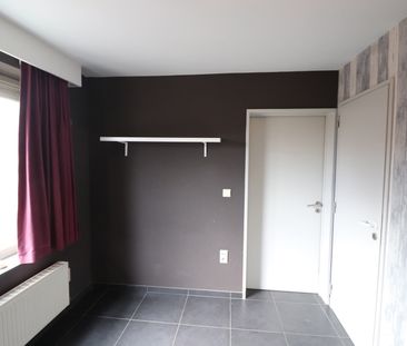 Een gezellig appartement op de eerste verdieping vooraan met autost... - Foto 2