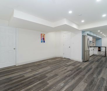 For Lease - 177 North Park Boulevard, Oakville, Ontario - Photo 2