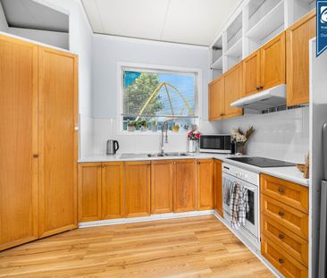 Modern 2-Bedroom Granny Flat with Private Entry - West Hoxton - Photo 5