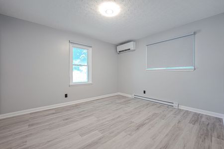 For Lease - 76 John Street Unit# 3, Barrie, Ontario - Photo 3