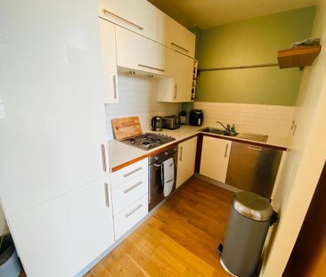 2 bedroom apartment to rent - Photo 5