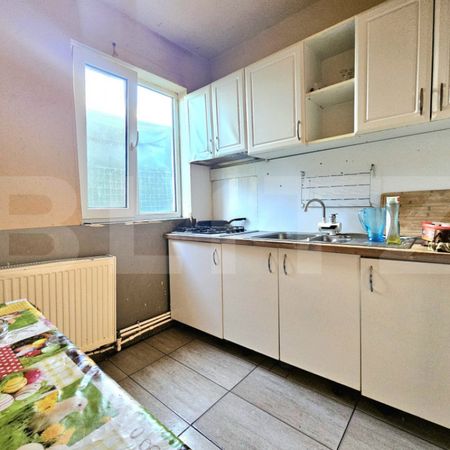 Casa 12 camere, cazare - Photo 4