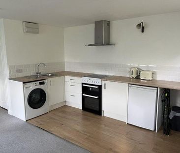Studio to rent - Photo 6