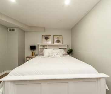 For Lease - 1447 Fleming Court, Oshawa, Ontario - Photo 2