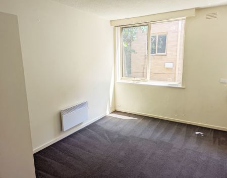 30 Westbury Street ST KILDA EAST - Photo 5