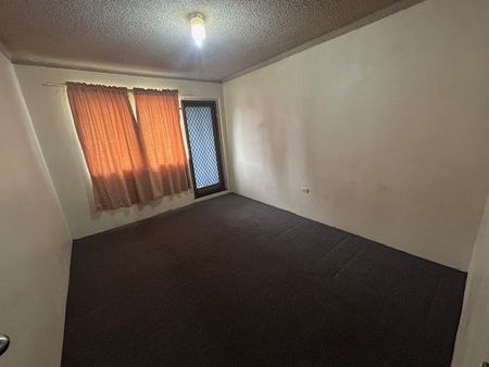 Ground Floor Living - Photo 4