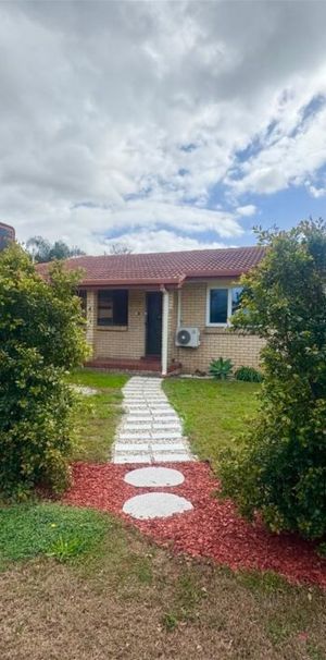 Low-Set, Low-Maintenance Family Home - Photo 1