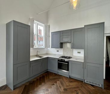 2 bedroom semi-detached house to rent - Photo 4