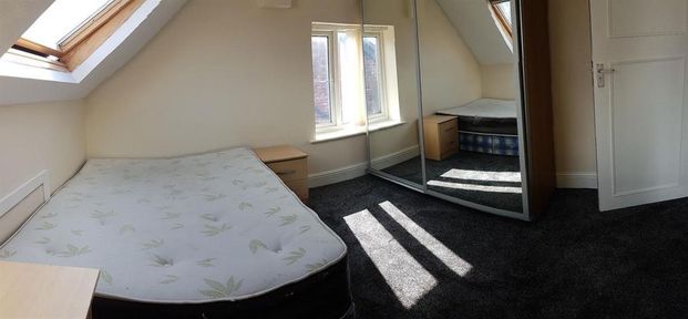 9 bedroom house to rent - Photo 1