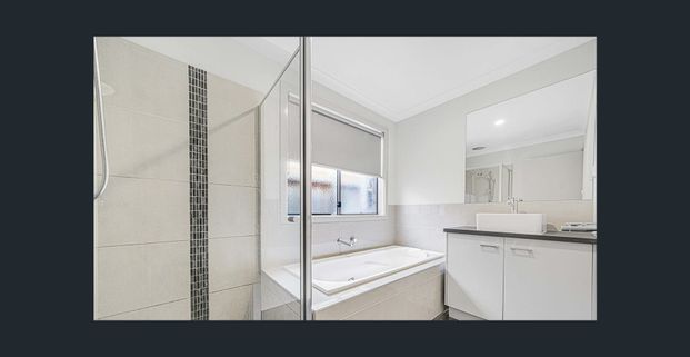 Beautifully appointed home in Saratoga Estate - Photo 1