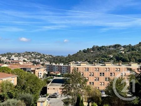 Location Appartement 2 pièces 66m² LE GOLFE JUAN 06220 - Photo 3