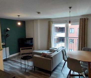 607 College Court Central, Belfast, BT1 6BZ - Photo 2