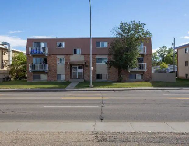 apartment127street@gmail.com | 201 - 12937 127 Street, Edmonton - Photo 1