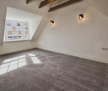 3 bedroom flat to rent - Photo 6