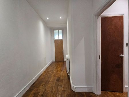 2 Bed Flat, Overhill Road, SE22 - Photo 3