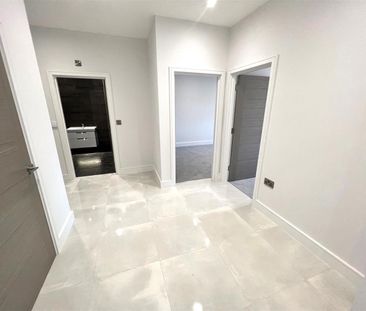 Beech Road, Benfleet - Photo 3