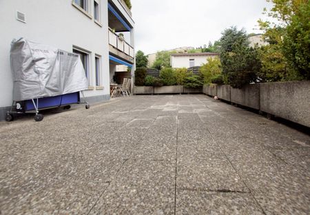 4.5-Zi. Wohnung im 1. Obergeschoss mit grosser Terrasse - Photo 3