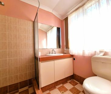 Spacious Family Home in Prime Location - Photo 6