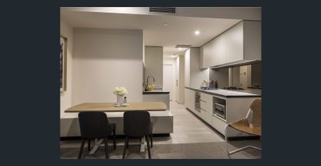 Stunning Unfurnished 2-Bedroom Apartment with Breathtaking City Views - Photo 3