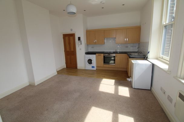 1 bedroom studio to rent Bute Street, Luton, LU1 - Photo 1