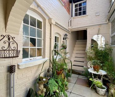 4 bedroom apartment to rent - Photo 2