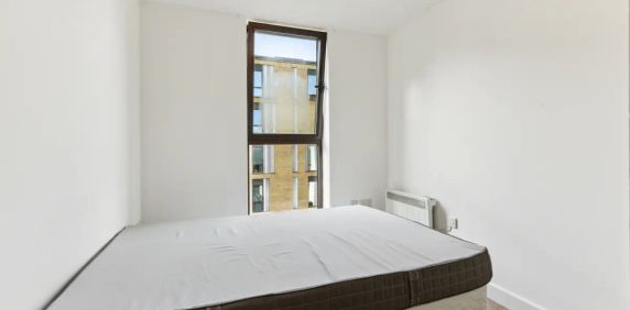 1 bedroom flat in 33 Petergate - Photo 2