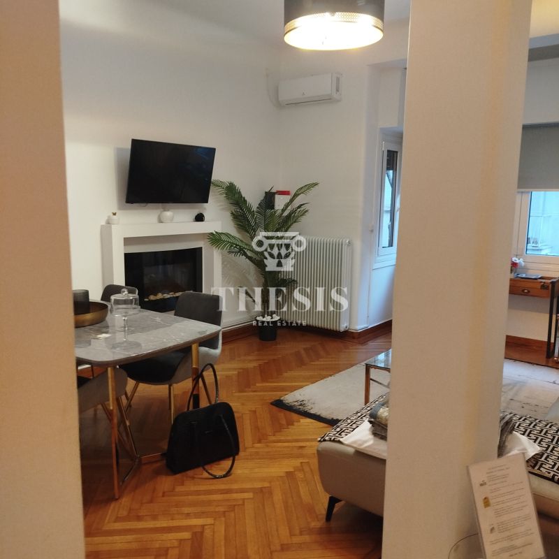 Πολυτελές επιπλωμένο διαμέρισμα στο Κολωνάκι προς ενοικίαση - Photo 1