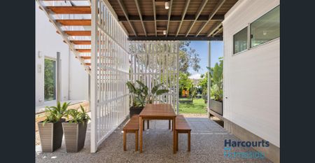 Contact Agent for Inspection: Move right into this modern 1-Bedroom Fully Furnished Flat with Private Outdoor Space. - Photo 4