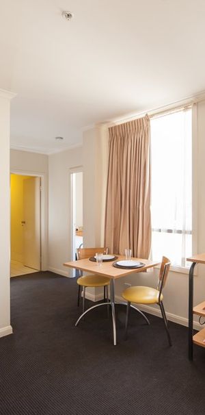 Melbourne | Student Living on Flinders | 2 Bedroom Large - Photo 1