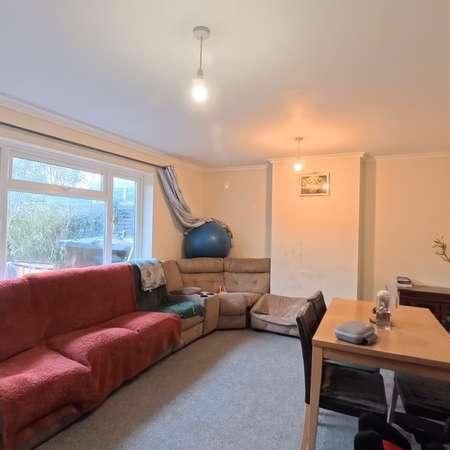 Weston-super-mare, BS24 - Photo 1