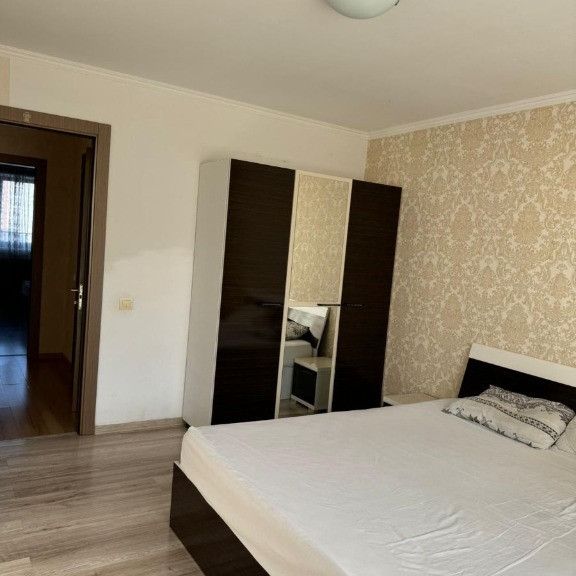 Apartament cu 2 camere in zona Schei - Photo 1