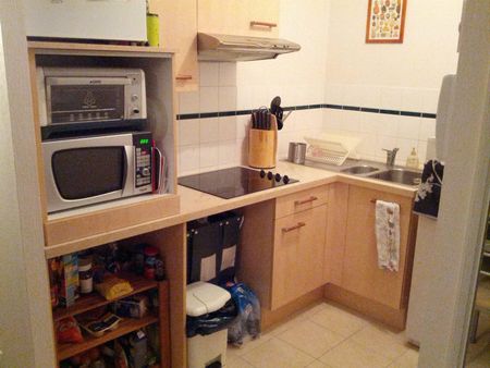 F2 APPARTEMENT A LOUER CAEN PORT DE PLAISANCE LIBRE 08/12/2025 - Photo 4