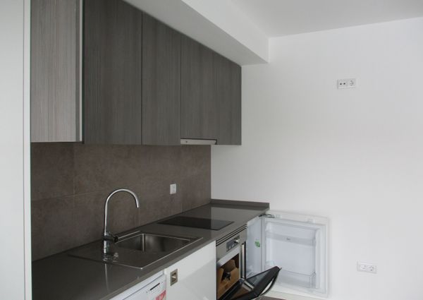 Excelente T0 no Centro da Cidade, mobilado e equipado, com lugar de garagem.