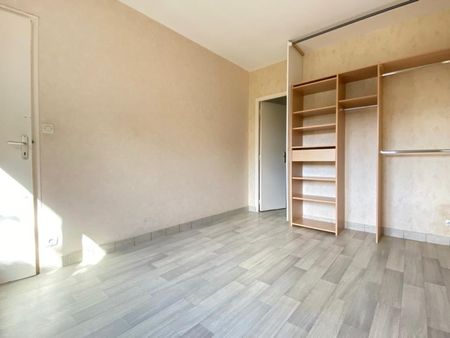 Location Appartement 2 pièces 48m² ORLEANS 45000 - Photo 3
