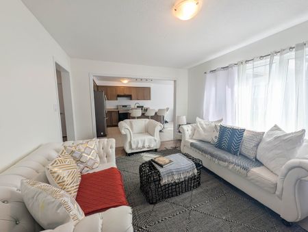 6 Honey Comb Trail, Thorold - 4 Bedroom House - Photo 4