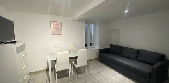 Appartement Corbeil Essonnes 1 pièce(s) 24 m2 - Photo 2