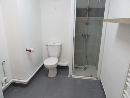 Location Appartement 2 pièces 41m² - Photo 4