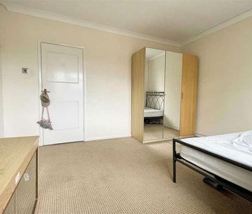 Springfield Road, Springfield, Chelmsford, CM2 - Photo 6