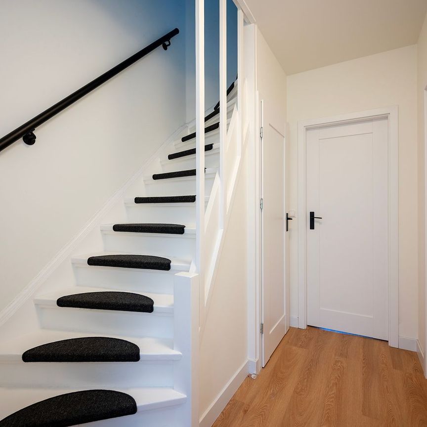 Mr. G. Groen van Prinstererlaan 100, Elsrijk Oost, 1181TR, Amstelveen - Photo 1