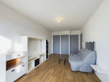 Joli studio meublé, à 2 pas de la ligne 6 de bus - Photo 2