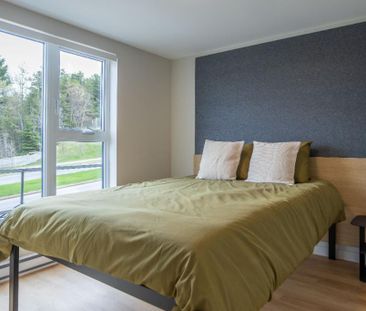 3 1/2 APPARTEMENT MEUBLÉ À LOUER - Photo 1