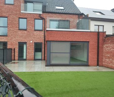 Leuk en modern gelijkvloers appartement met 3 slpks en tuin gelegen... - Photo 5
