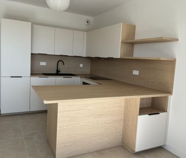 Location Appartement 2 pièces 48m² ST DIDIER AU MONT D OR 69370 - Photo 1