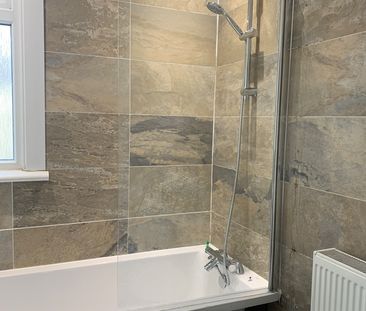 4 Bed End Terrace, Tivoli Road, SE27 - Photo 3