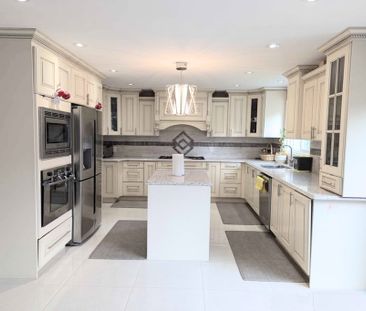 For Lease - 81 Oxford Street, Richmond Hill, Ontario - Photo 6