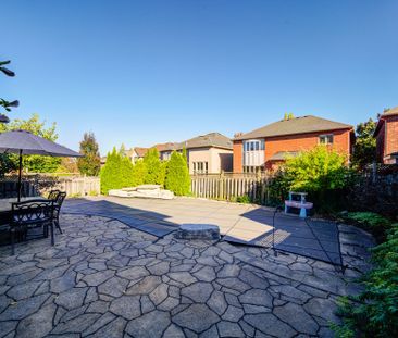 For Lease - 1388 Pinery Crescent, Oakville, Ontario - Photo 4