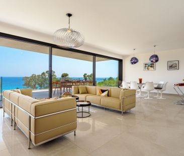 Rental Villa Ajaccio 6 Rooms 250 m² - Photo 2