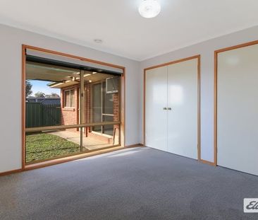 Charming Red-brick Unit - Photo 3