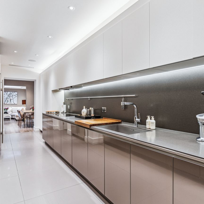 Exceptional Grade I Listed home on the edge of Regent's Park - Photo 1