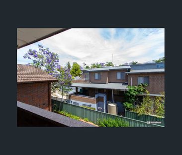 Stylish 1-Bedroom Apartment in Prime Location - Photo 3